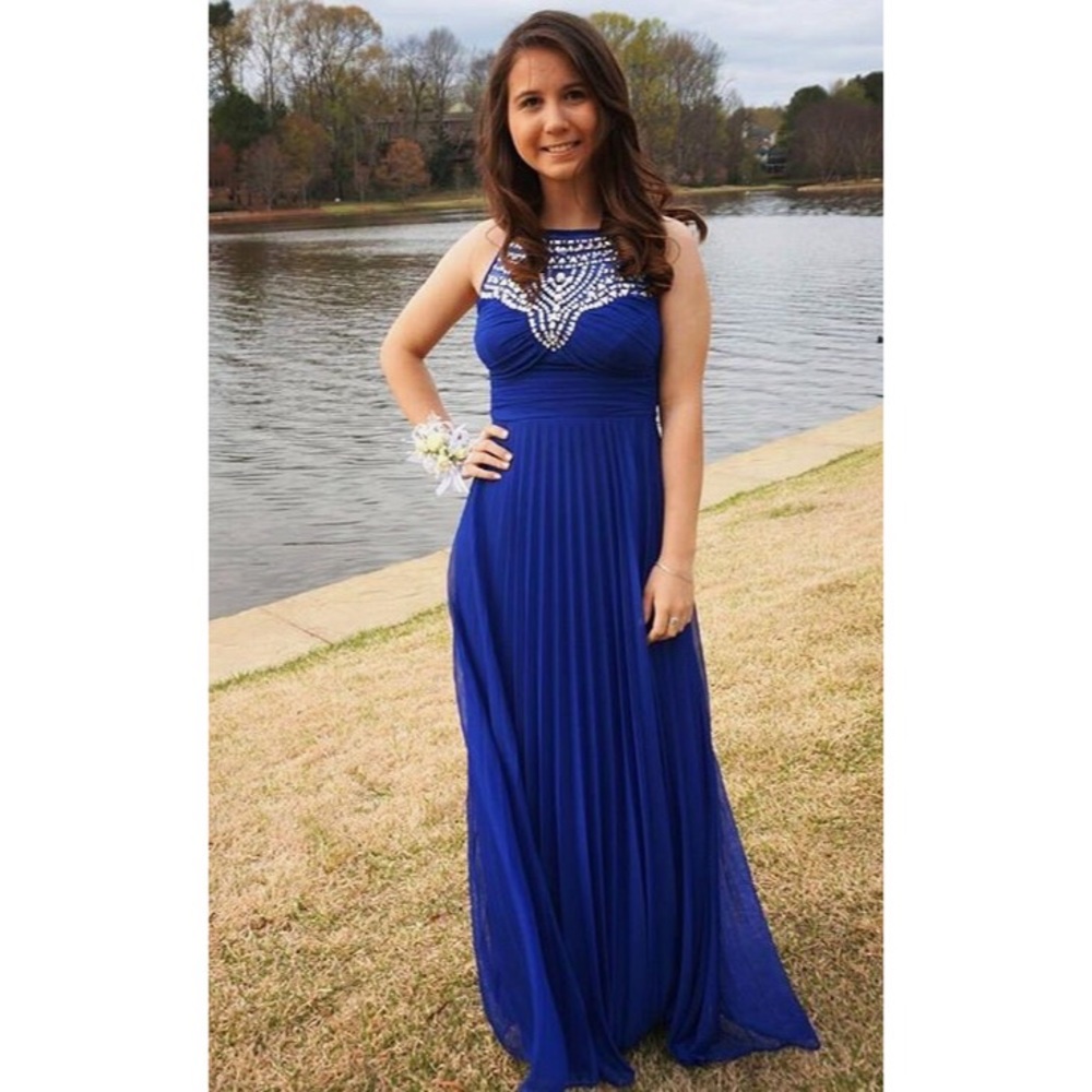 B. Darling prom dress, size 1/2, color royal blue - Picture 2 of 8